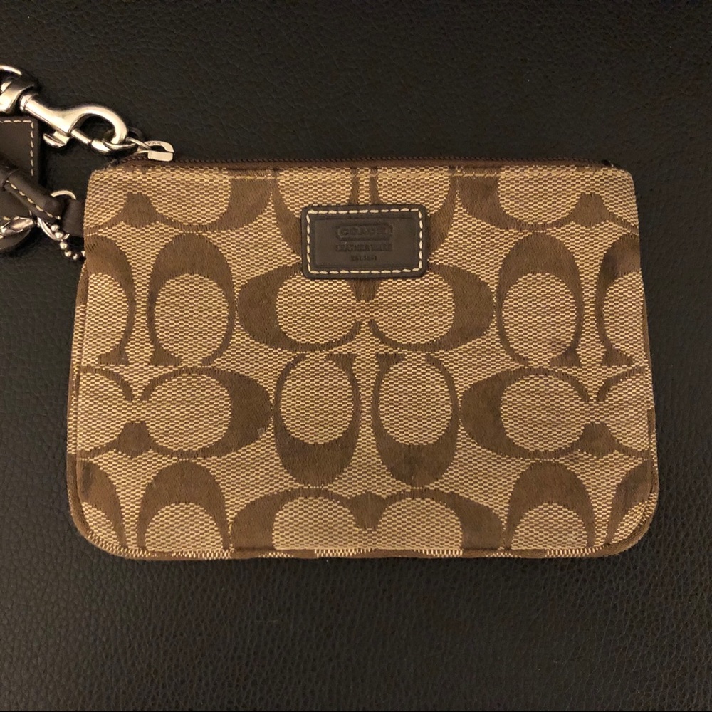 Small Coach Wristlet - Classic C Pattern